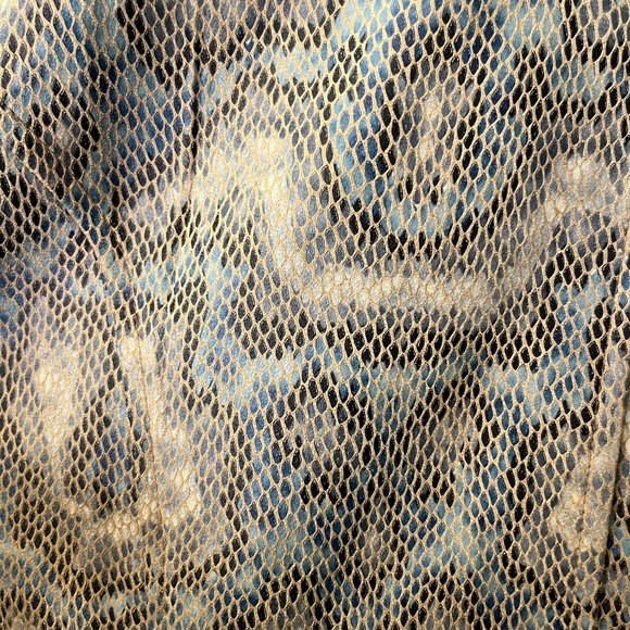 Coco Y Club zip up jacket looks like snake, skin, hand wash - Picture 2 of 7